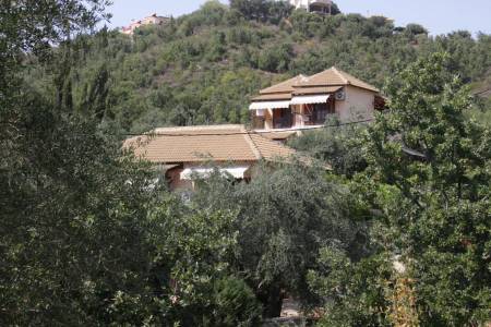 Katerina Rooms28